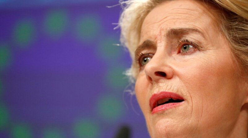 Von der Leyen sot në Ukrainë për të diskutuar për ndihmën milionëshe për energjinë