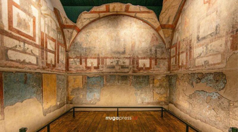 Foto/Zbulohen piktura murale 2 mijë vjeçare në banjot e lashta romake