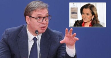 “Turp të kesh Dora Bakoyannis”- eskalon Vuçiqi, fyen rëndë diplomaten greke që rekomandoi anëtarësimin e Kosovës në Këshillin e Evropës