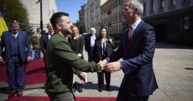 Zelensky i kërkon NATO-s të dërgojë sa më parë armatim