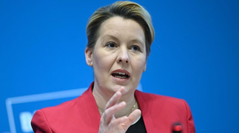 Përshkallëzohet dhuna ndaj politikanëve në Gjermani, sulmohet anëtarja e partisë së Scholzit