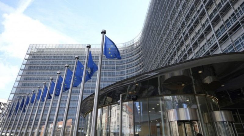 BE vendos tarifa të reja për importet e grurit nga Rusia dhe Bjellorusia