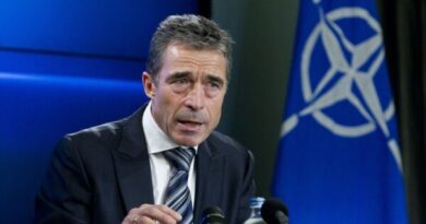 Ish -sekretari Rasmussen, NATO duhet të përdorë mbrojtjen e saj për të zmbrapsur sulmet ruse në Ukrainë