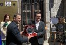 Kurti vizitoi Qendrën e Kulturës “Sami Frashëri” në Ankara të Turqisë