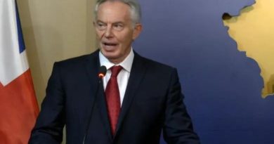 Tony Blair: Shumë gjëra pozitive po ndodhin në Kosovë, janë mësim për tërë botën