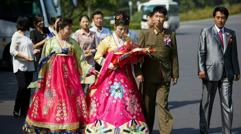 Koreja e Veriut ndalon veshjen e një fustani të bardhë nusërie