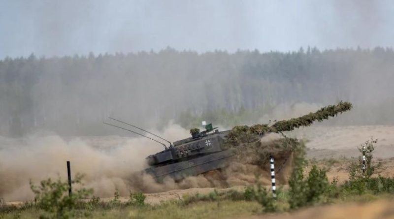 Holanda e Danimarka do t’ia dërgojnë Ukrainës 14 tanke Leopard