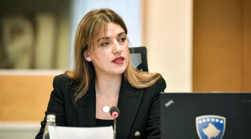 Haxhiu i kërkon ministres serbe të Drejtësisë transferimin e 4 shtetasve të Kosovës që po mbahen në burgjet e Serbisë