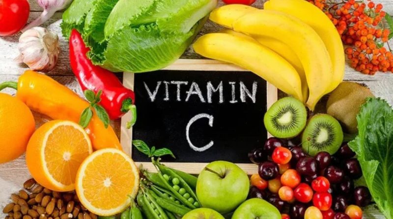 Çfarë ndodh me trupin kur mungon vitamina C?