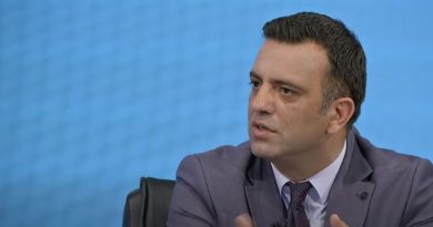 “Opozitë si pulë pa kry”, Pozhari: Thonë se është korrupsion publik në prag të zgjedhjeve e për vete ndanë dhjetëra miliona për oligarkët në prag të zgjedhjeve