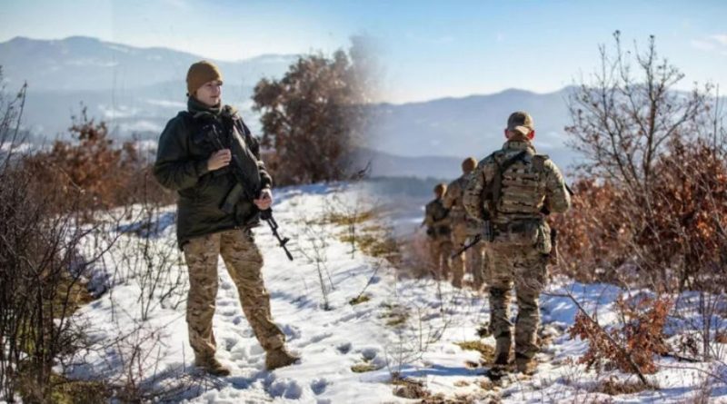 Ushtarët polakë të KFOR-it kryejnë patrullime në veri të Kosovës