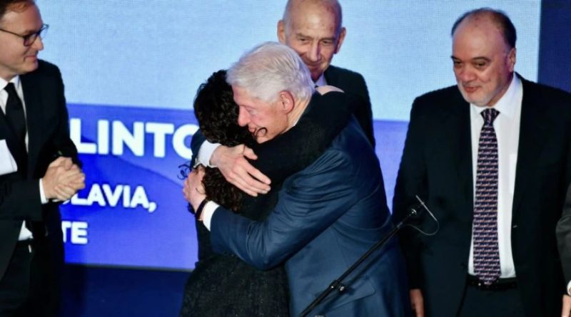 Osmani në Berlin: Falë Clintonit, Kosova sot frymon e lirë