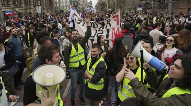 Studentët në Serbi protestojnë kundër investimeve nga dhëndri i Trumpit