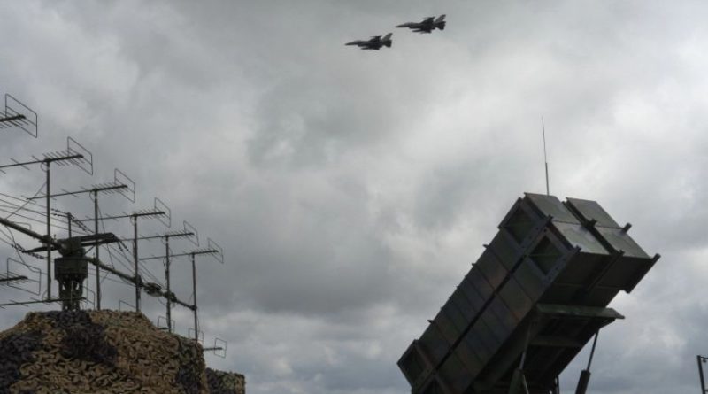 Ukraina dëshiron të blejë sasi të mëdha të armëve nga SHBA-ja si garantim i sigurisë
