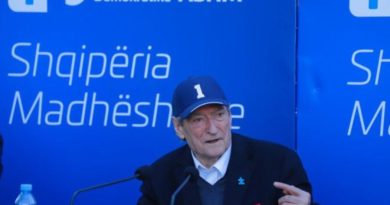 Berisha – fermerëve: Qeveria hapi dyert për prodhimet serbe