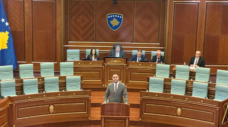 Seanca konstituive shtyhet për të mërkurën