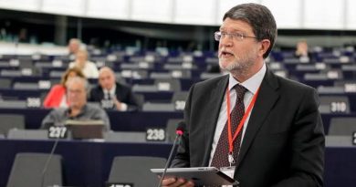 Eurodeputeti kroat: Serbia nuk mund të hyjë në BE pa e njohur Kosovën