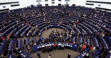 Parlamenti Evropian kërkon heqjen e masave ndaj Kosovës, i quan të pajustifikueshme
