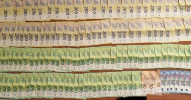Katër serbëve në Merdar iu gjetën mbi 51.000 euro të padeklaruara