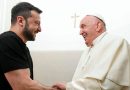 Zelensky: Falënderoj Papa Françeskun që u lut për paqen në Ukrainë