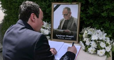 Kryeministri Kurti vizitoi për ngushëllime familjen Shaqiri