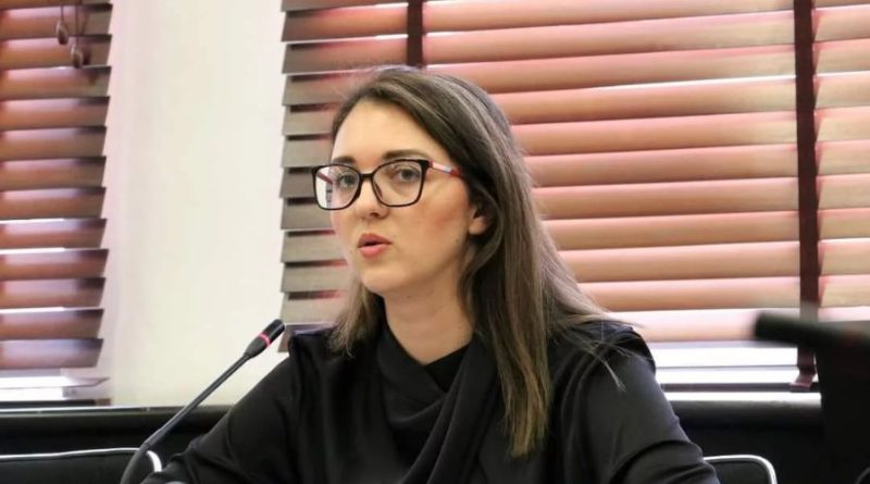 Kryeziu-Hyseni: VV-ja nuk ka emër tjetër përveç Albulena Haxhiut për kryeparlamentare
