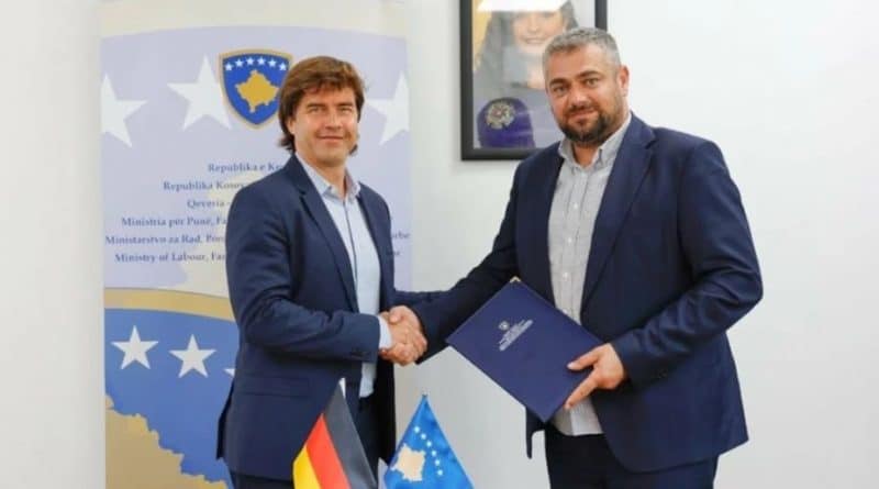 Nënshkruhet marrëveshja e zbatimit për projektin “Fuqizimi Ekonomik i Grave”