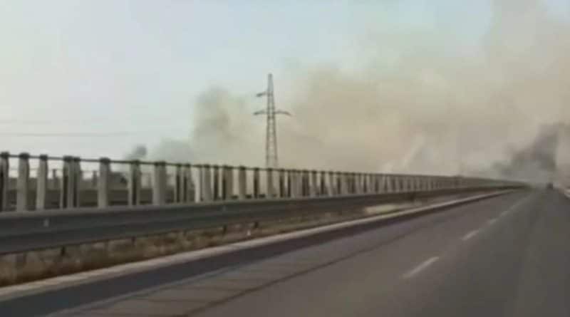 Pamje apokaliptike nga Fier-Vlorë, tymi pushton autostradën