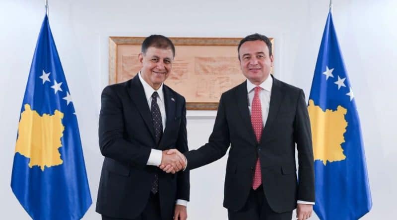 Kryetari i Izmirit në Kosovë, Kurti: Kemi lidhje të veçantë me këtë qytet, u bë shtëpi për shumë shqiptarë të dëbuar nga dhuna dhe terrori i Serbisë